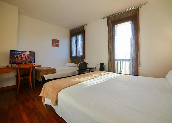 HOTEL QUERINI Budget&Business Hotel Sandrigo